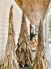 Load image into Gallery viewer, TREE - Driftwood art